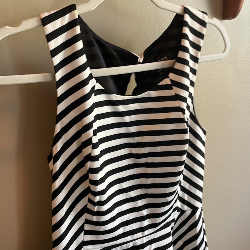 EXPRESS DRESS - Picture 4 of 4